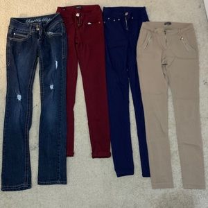 Size 1 jean/pant skinny bundle. (Junior size)